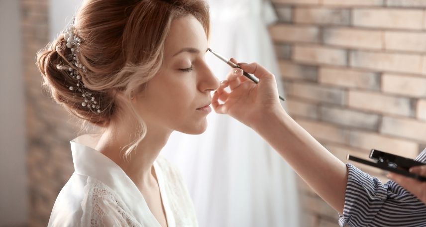 Bridal Makeup Essentials: Must-Have Tips for a Flawless Look