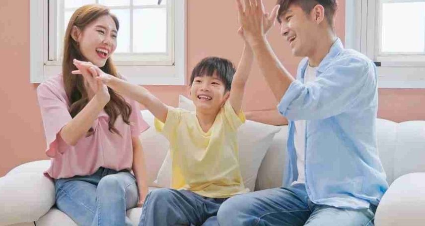 How Many Kids Can 2 Parents Effectively Raise? Expert Insights