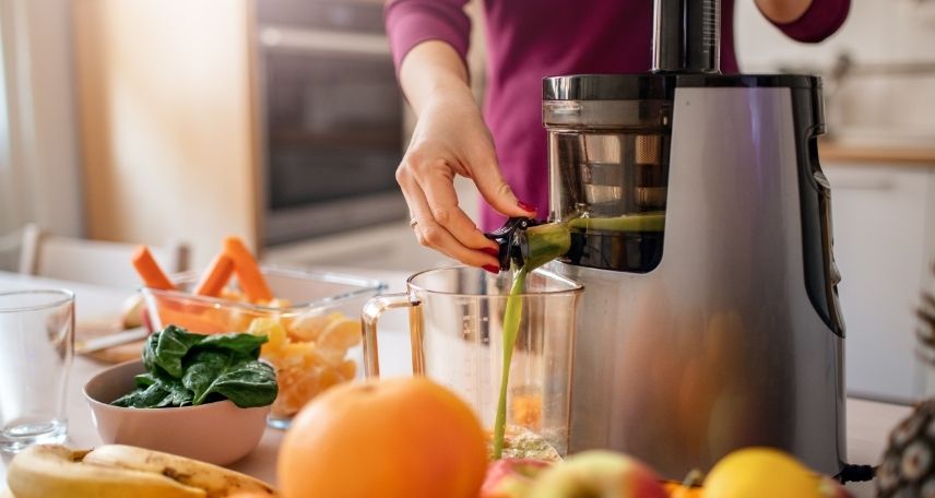 masticating juicer vs cold press