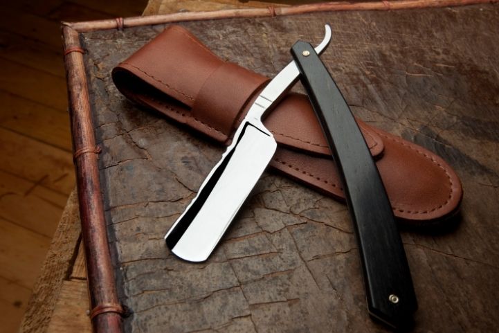 straight razor vs safety razor
