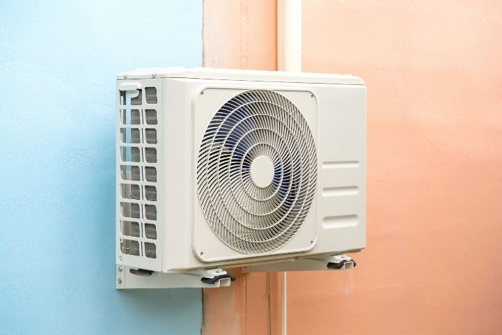 swamp cooler vs air conditioner​