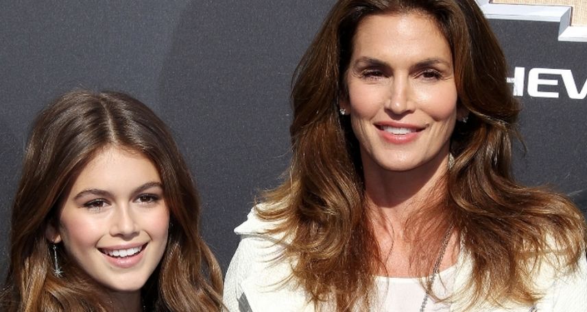 Why Do Kids Often Look Similar To Their Parents? Unveiling Genetics