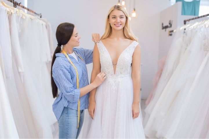 how to choose a wedding dress
