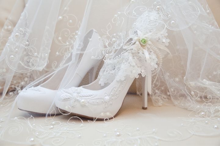 how to choose bridal shoe