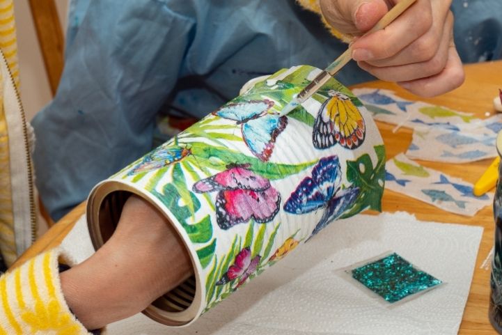 how to choose the best decoupage glue