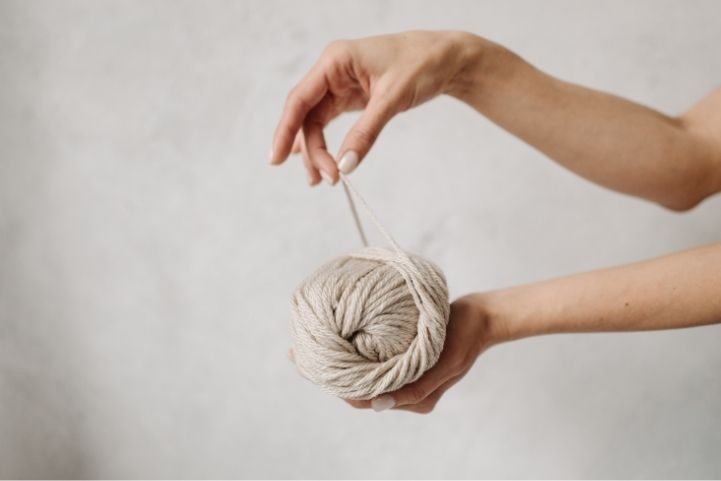 beginner guide to macrame knots