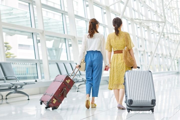 carry on luggage vs checked luggage