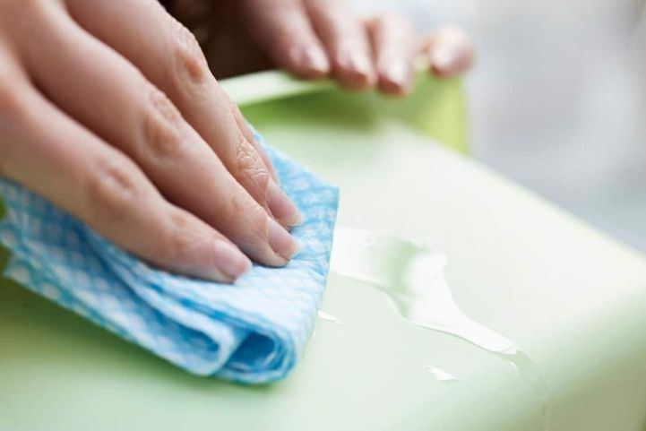 how to remove glue residue from craft projects