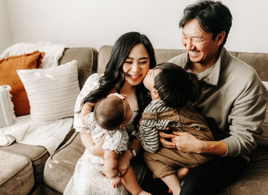how to stay organized with a busy family schedule