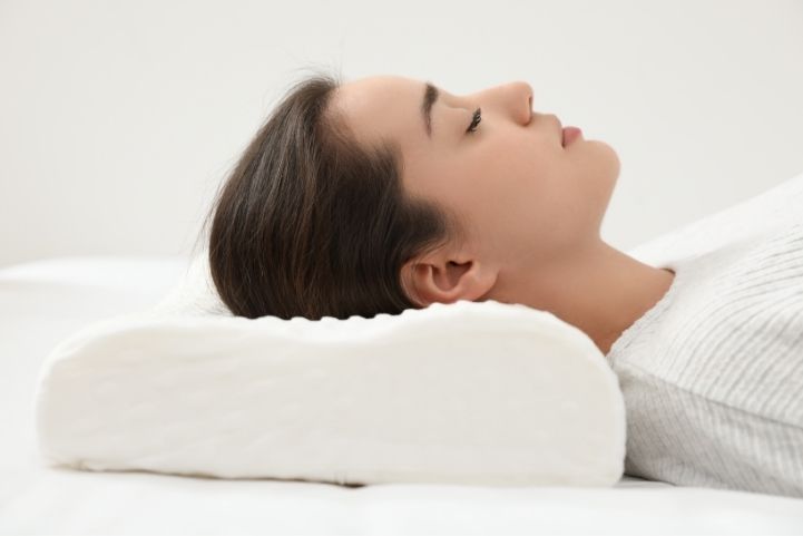 memory foam pillow vs down pillow